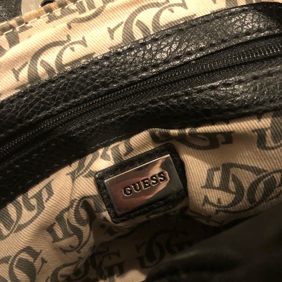 Black GUESS tote handbag purse - Picture 4 of 5